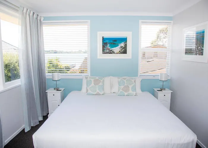 Harbour View Motel And Waterfront Apartments