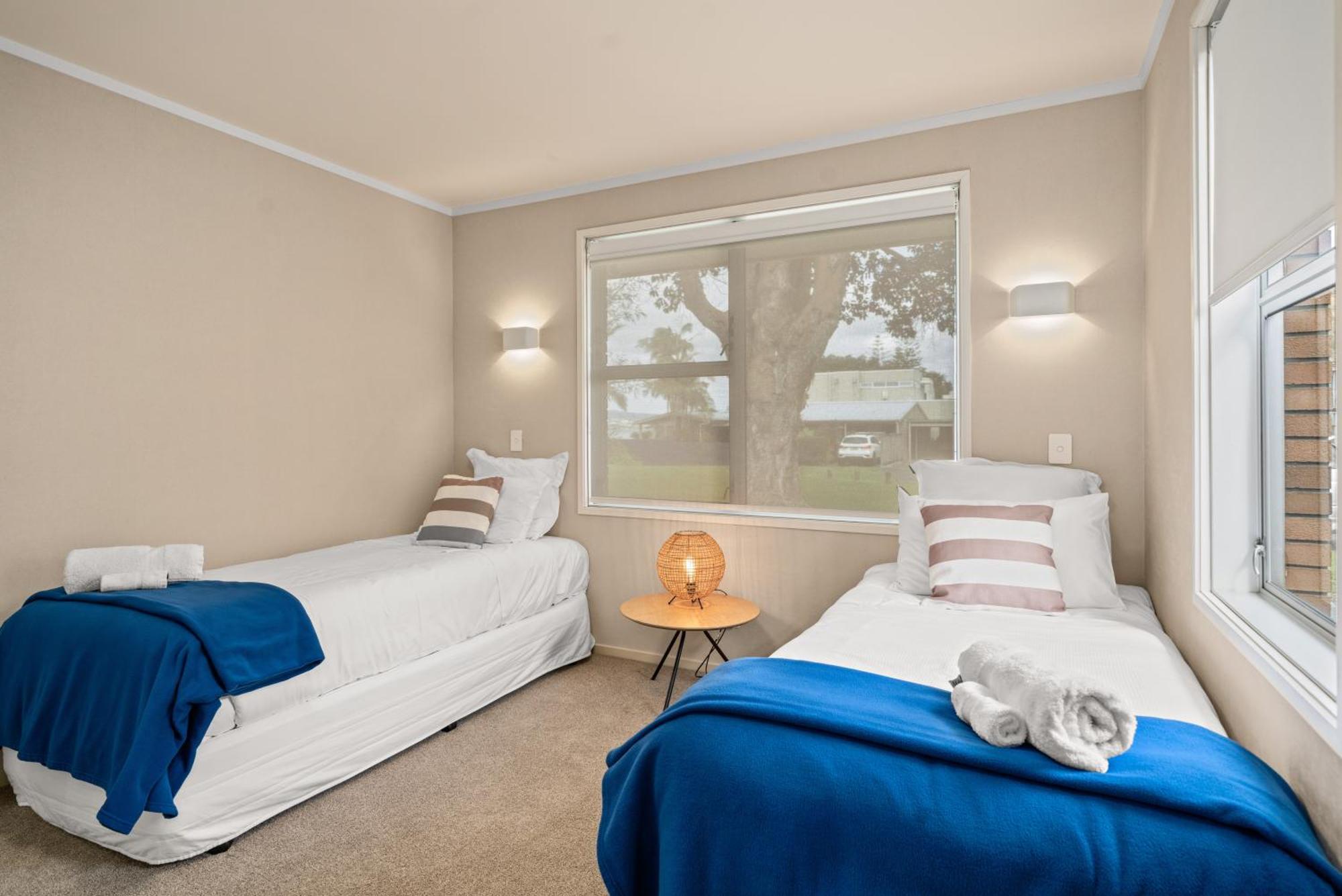 Motel Harbour View And Waterfront 4*