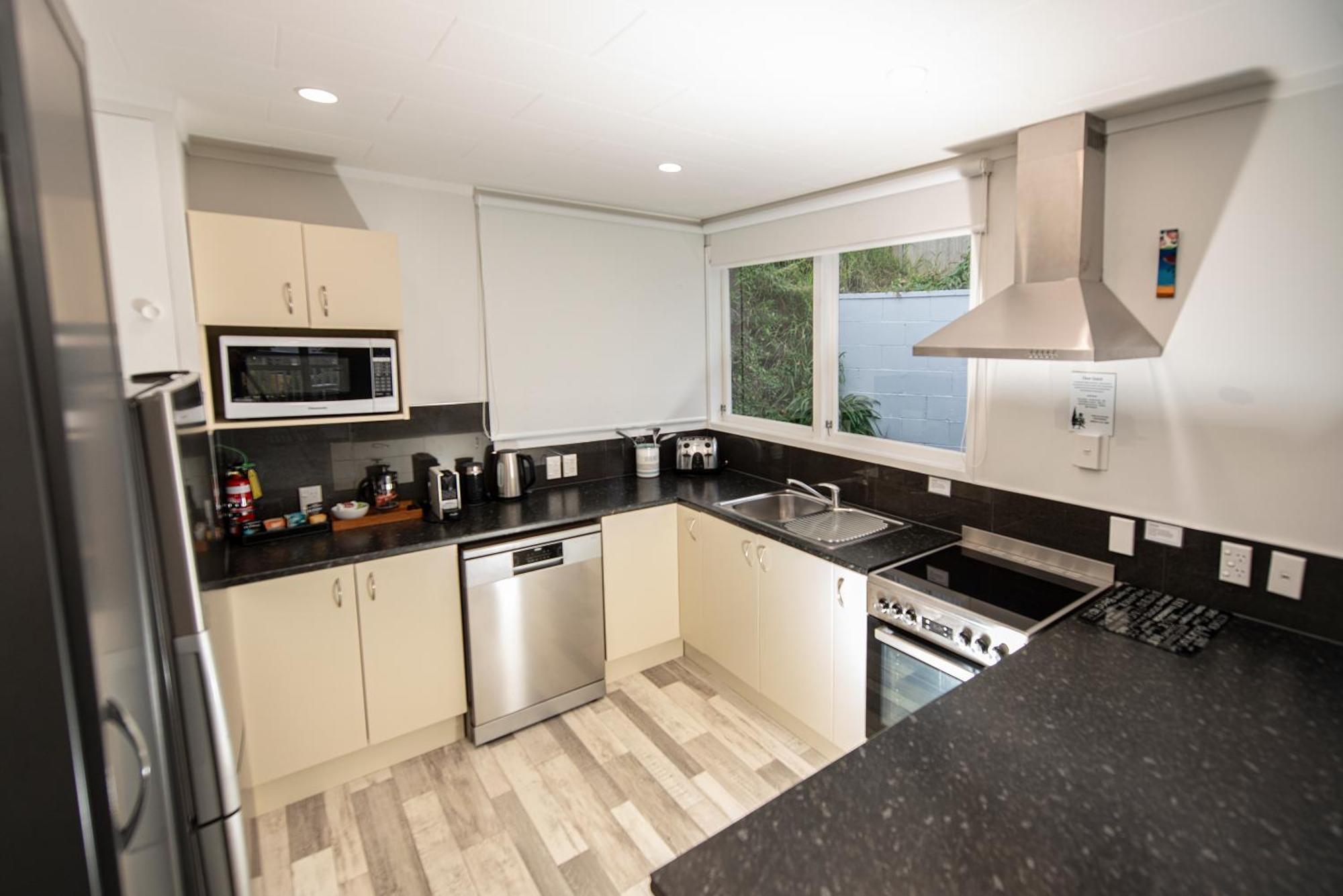 Harbour View And Waterfront Motel Tauranga