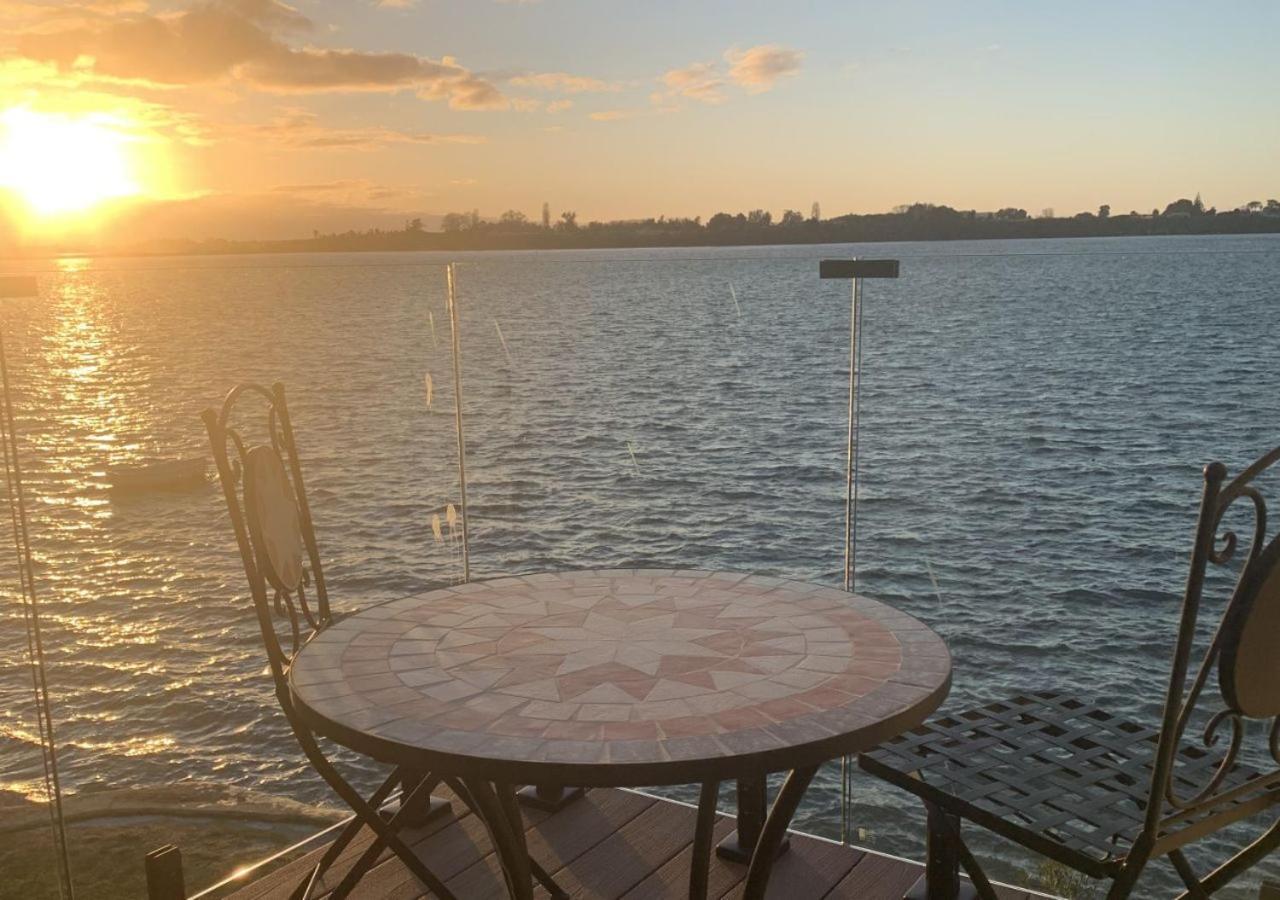 Motel Harbour View And Waterfront 4*