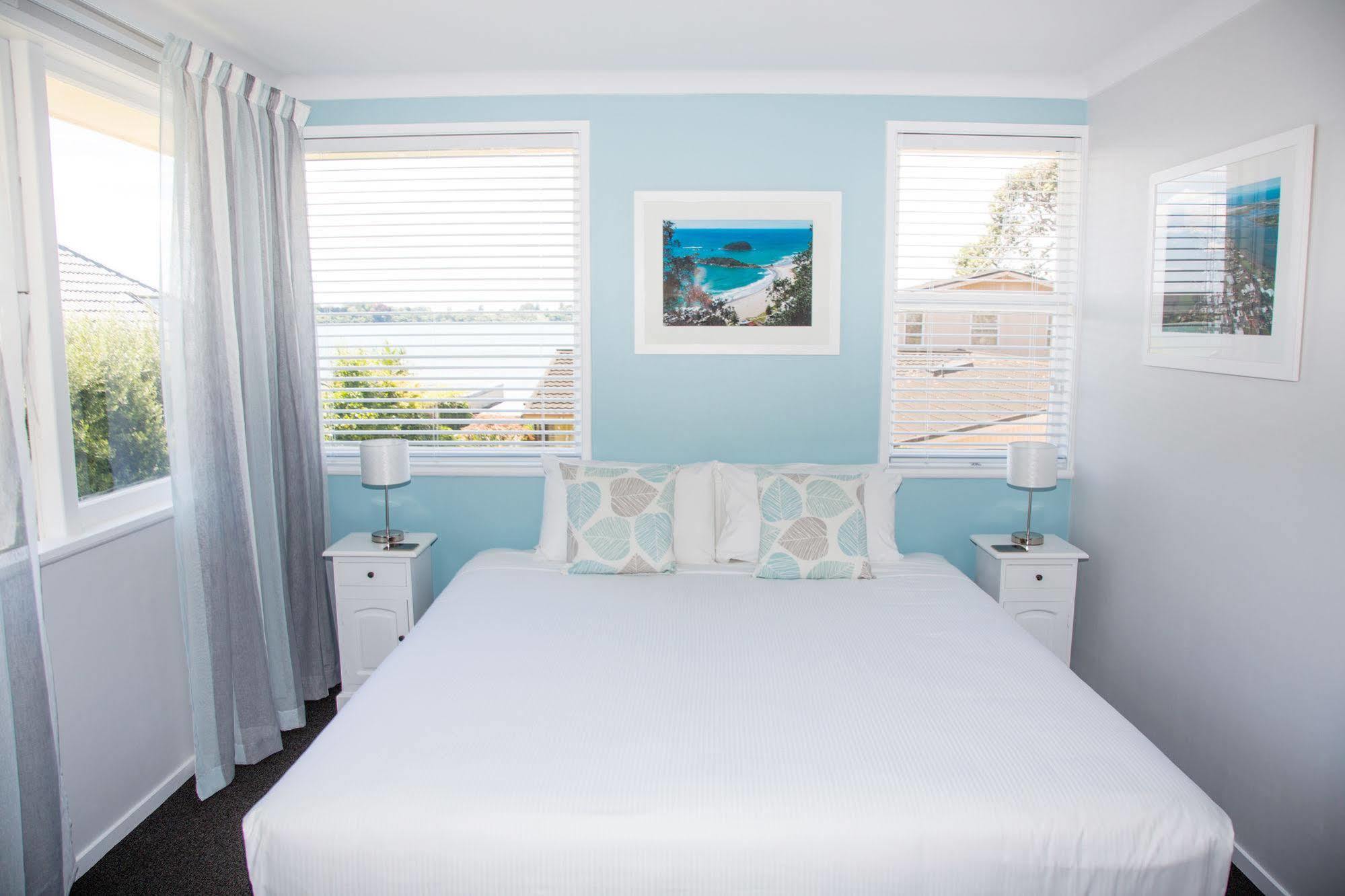 Harbour View And Waterfront Motel 4*